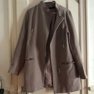 Collarless biker coat in Lilac